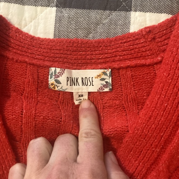 Wrap sweater - Picture 2 of 2